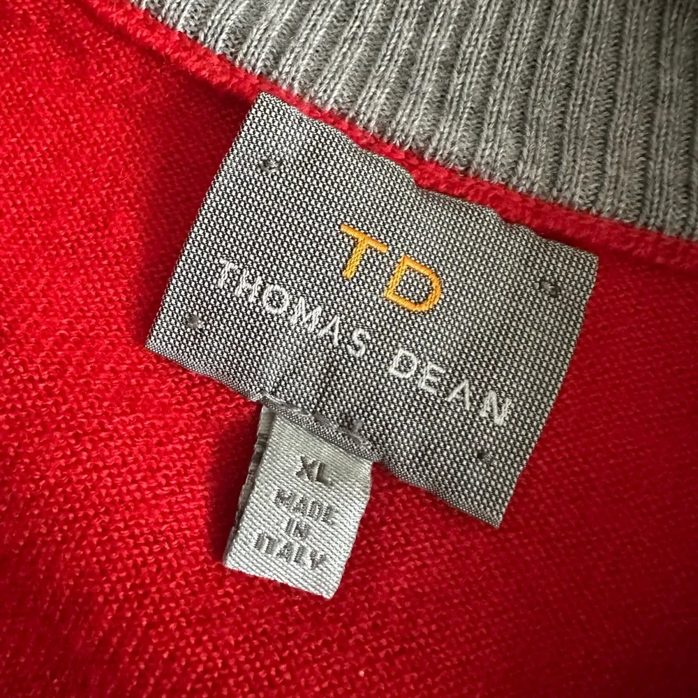 THOMAS DEAN Men’s Red Extra Fine Merino Wool Henley Style Sweater - Size XL - Picture 2 of 13